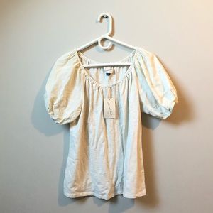 Brand new universal thread shirt.
